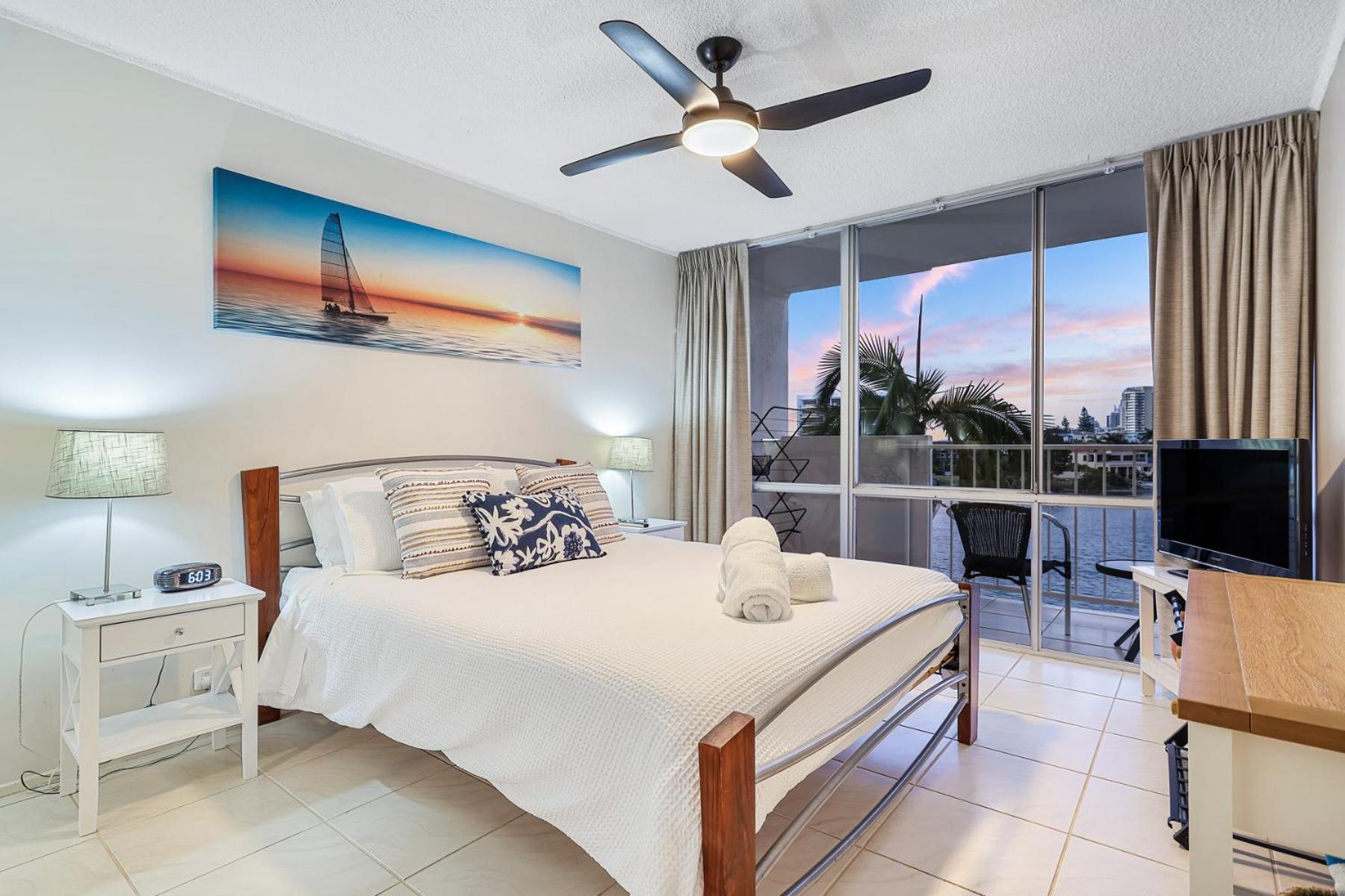 Amazing Water Views Surfers Paradise Gold Coast Exterior photo